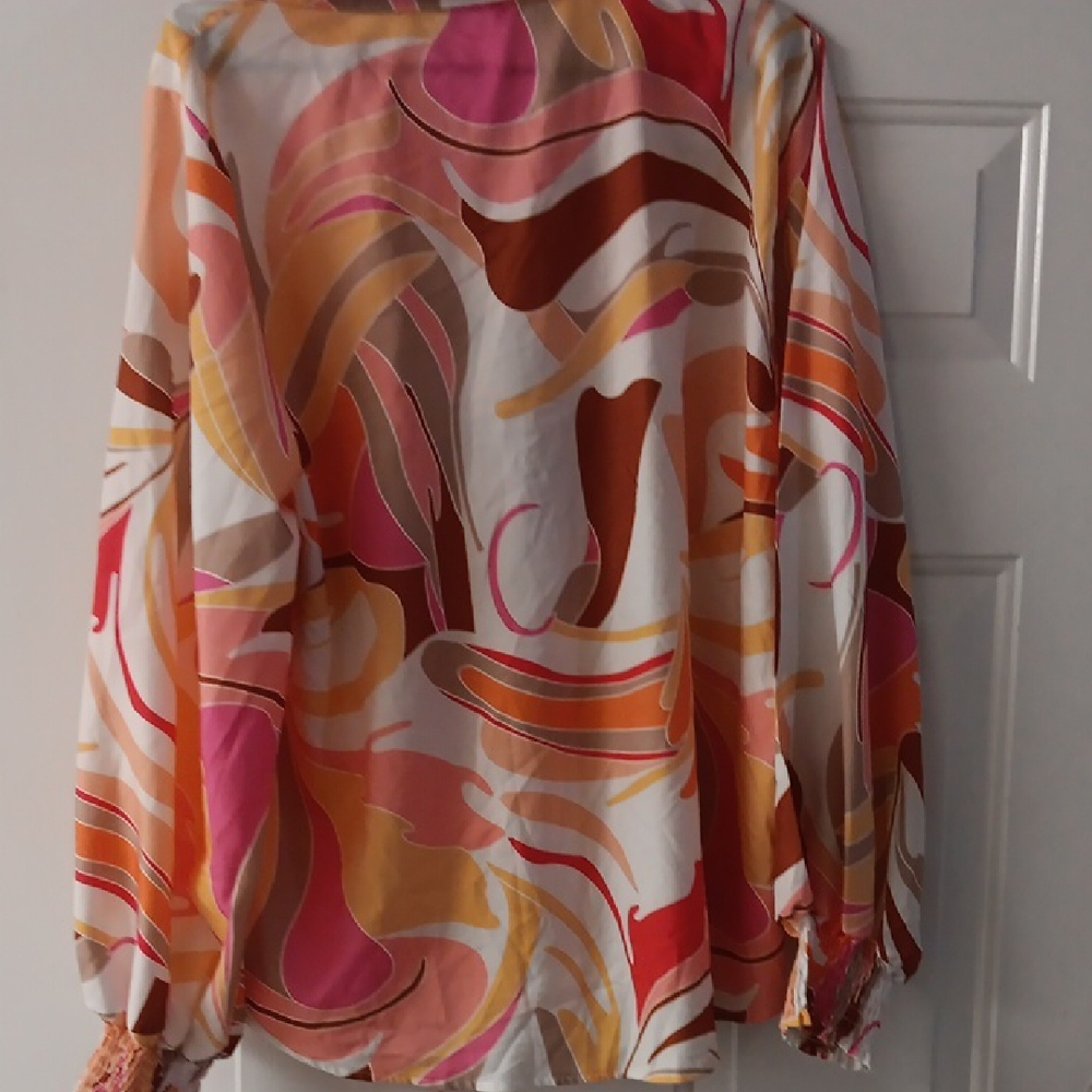 Colorful Abstract Button-Up Blouse - Picture 3 of 3